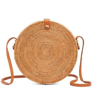 Round rattan bag